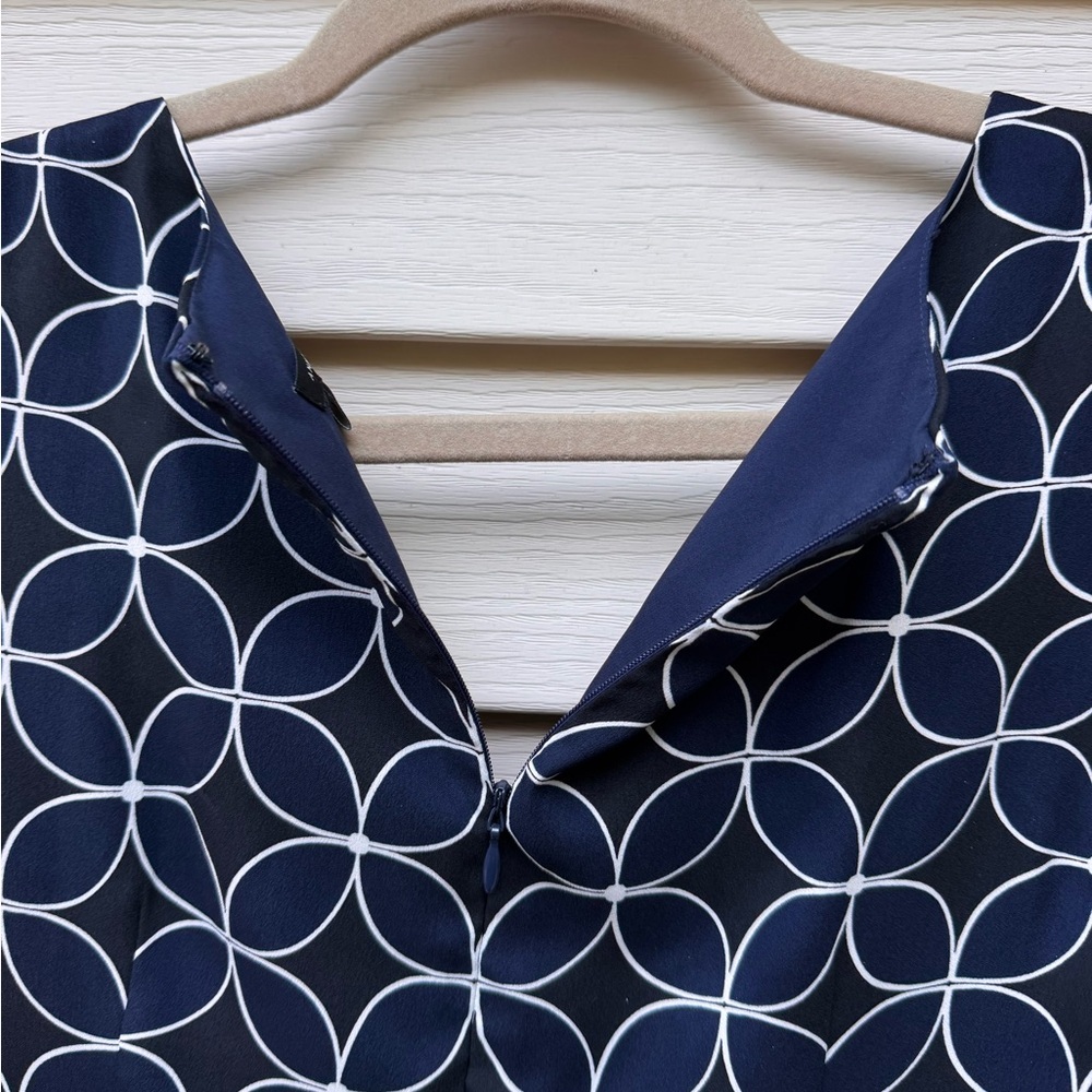 Ann Taylor Dress Black/Blue White pattern size 2 zipper back sleeveless - Picture 9 of 12